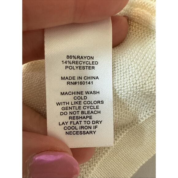 89th & Madison NWT Women’s Plus 2X Preppy Whisper White Knit Cardigan Sweater - Picture 4 of 10